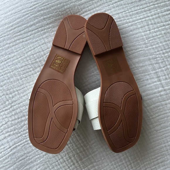 🍉 NWT • Women’s Vegan “Leather” Buckle Sandals • W7 - Picture 11 of 11